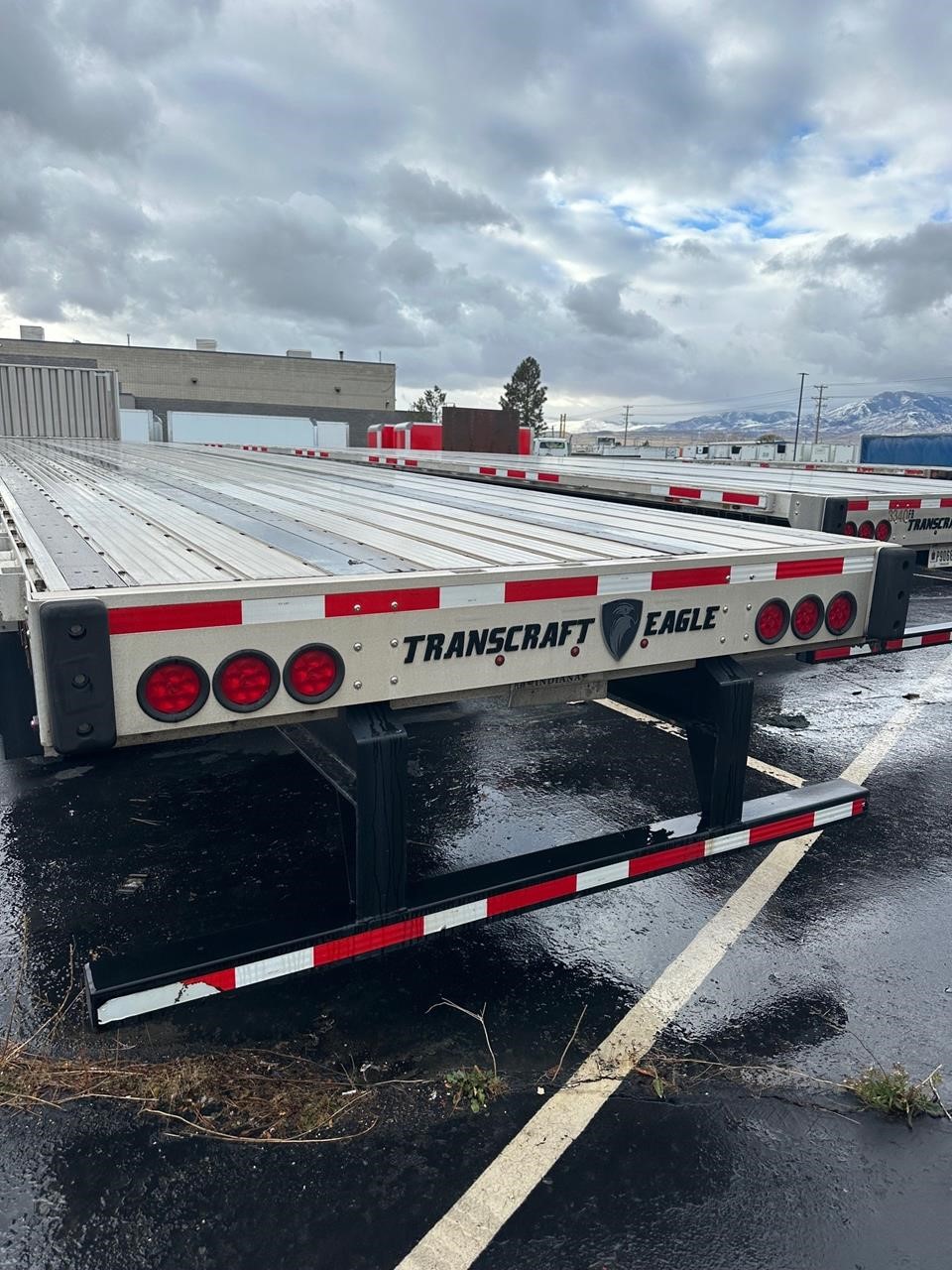 2021 TRANSCRAFT FLATBED - image 2 of 6